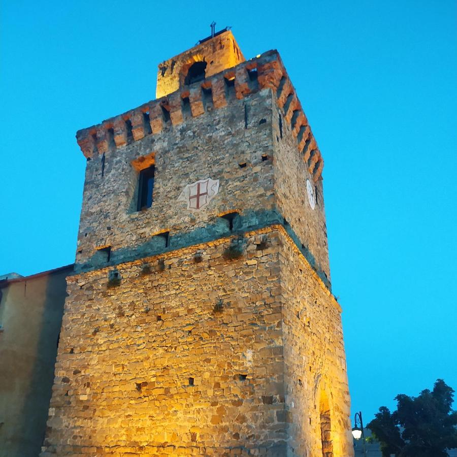Ostello Ninin De Ma' Framura Luaran gambar